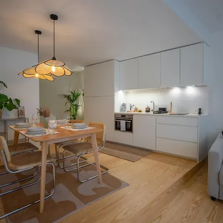 The Alluring - And Spacious 2 Bedroom アパート