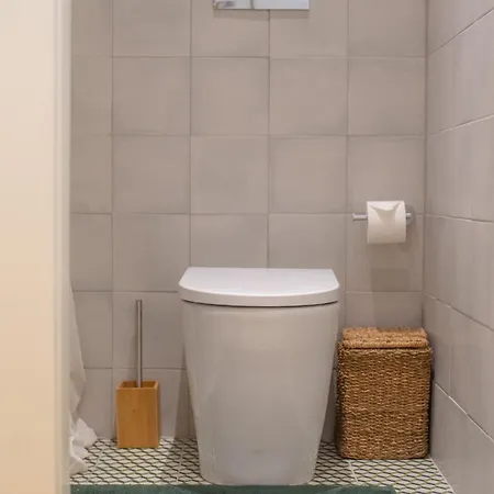 Apartment The Alluring - And Spacious 2 Bedroom *