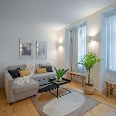 The Alluring - And Spacious 2 Bedroom * Porto