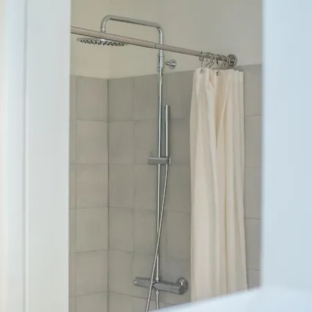 アパート The Alluring - And Spacious 2 Bedroom