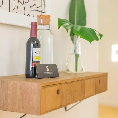 The Alluring - And Spacious 2 Bedroom Porto